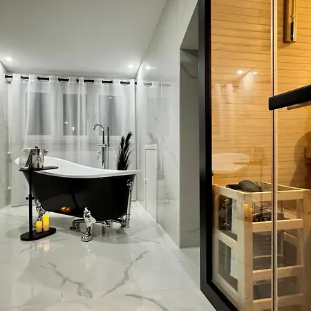 아파트 Luxlife - Panorama Bergblick, Sauna, Balkon, Luxus Pur