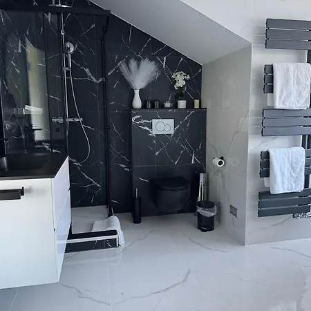 아파트 Luxlife - Panorama Bergblick, Sauna, Balkon, Luxus Pur *